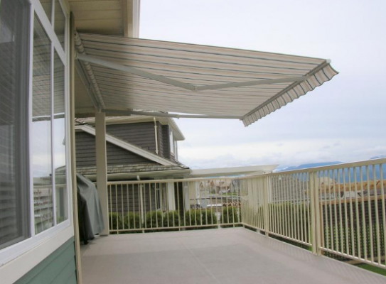 mái che sân thượng