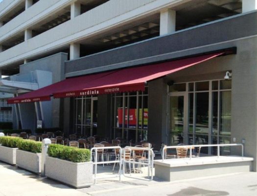 mái xếp nhà hàng